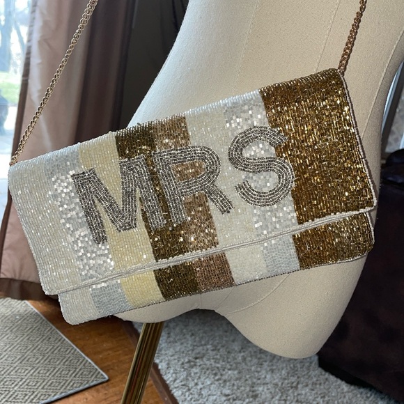 Source Unknown Handbags - BRIDE TO BE MRS GLASS BEADED BAG